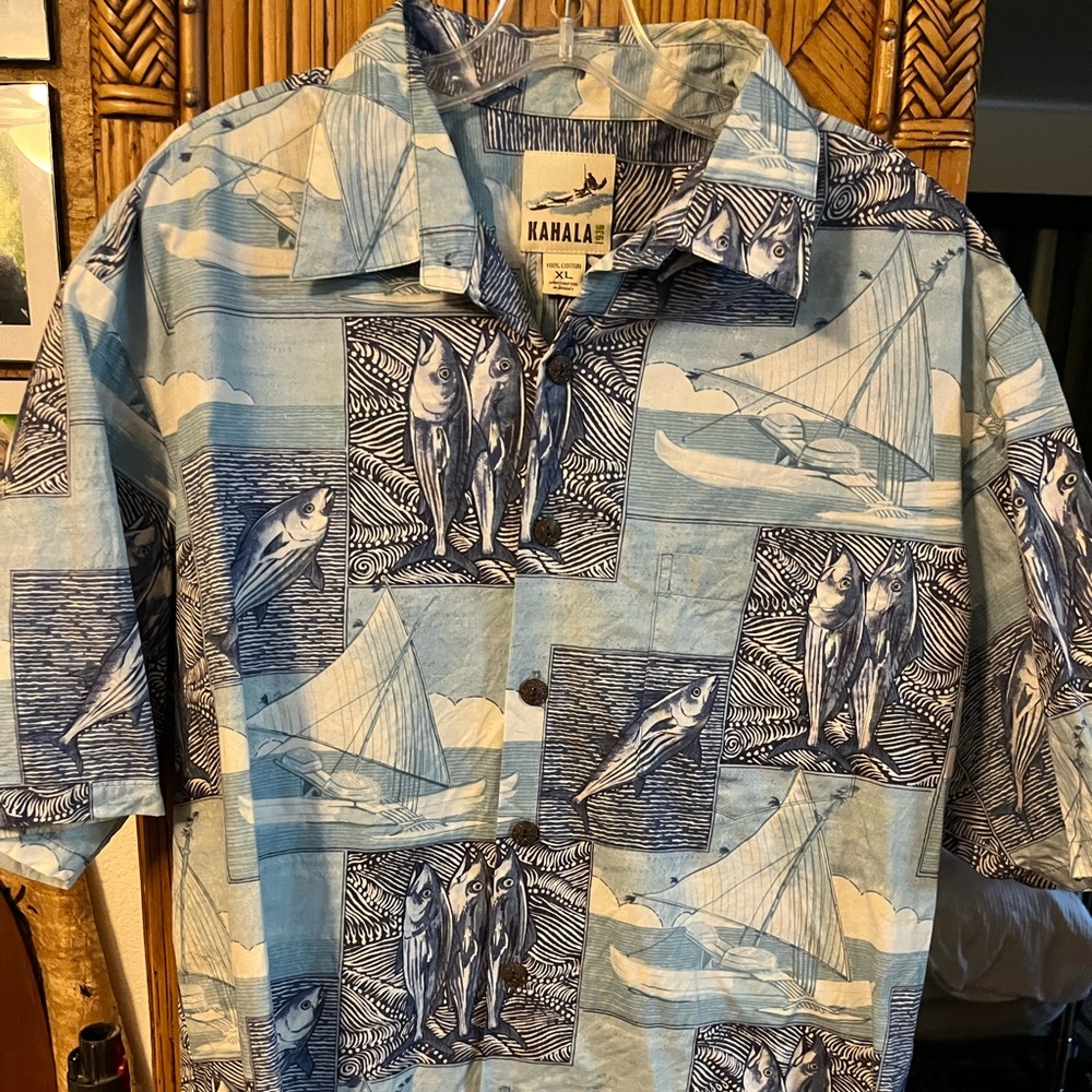 Kahala vintage Hawaiian button-down aloha shirt